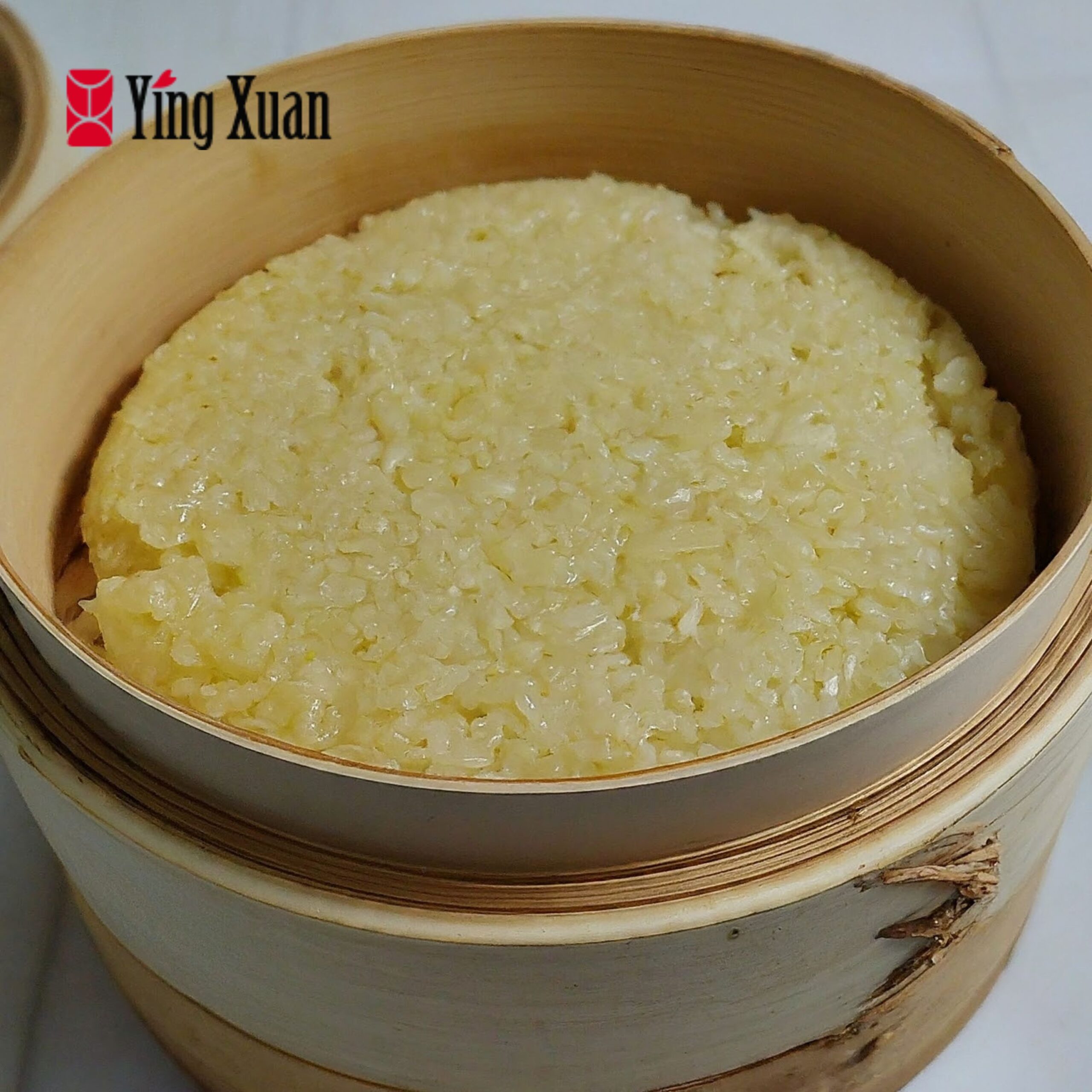 The cooked glutinous rice ready to be pounded